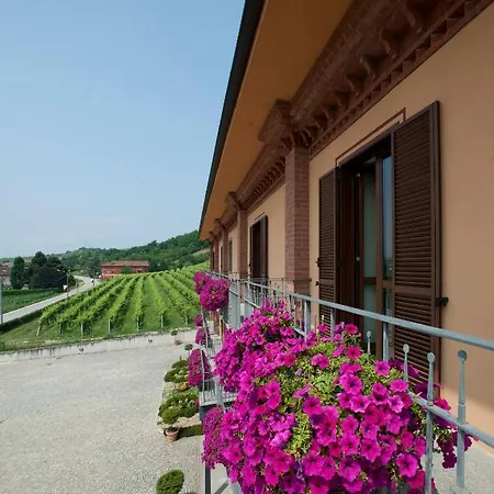 Wine Munin Hotel 3*